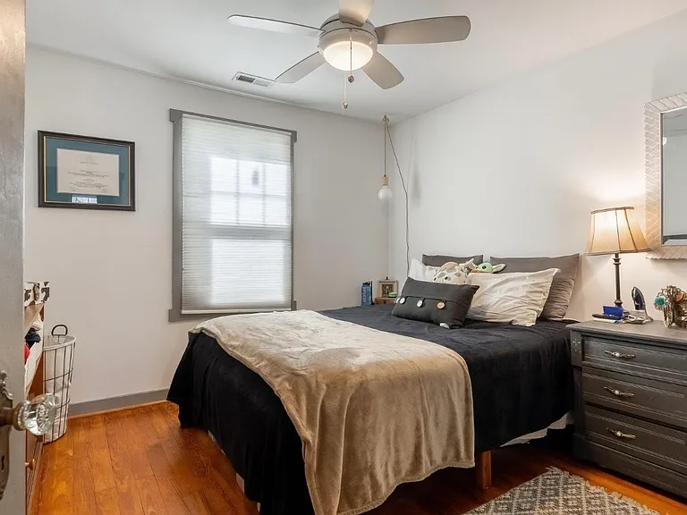 204 Woodrow Ave #B — Photo 3