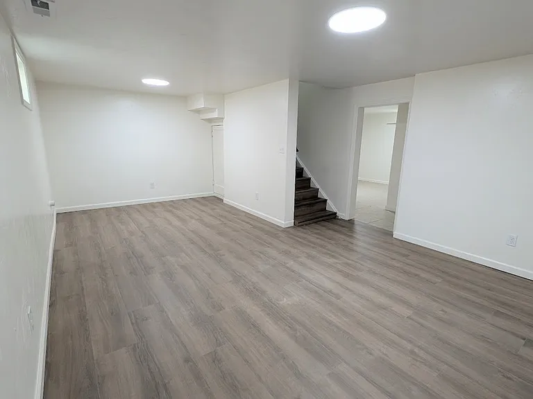 728 Locust St — Photo 22