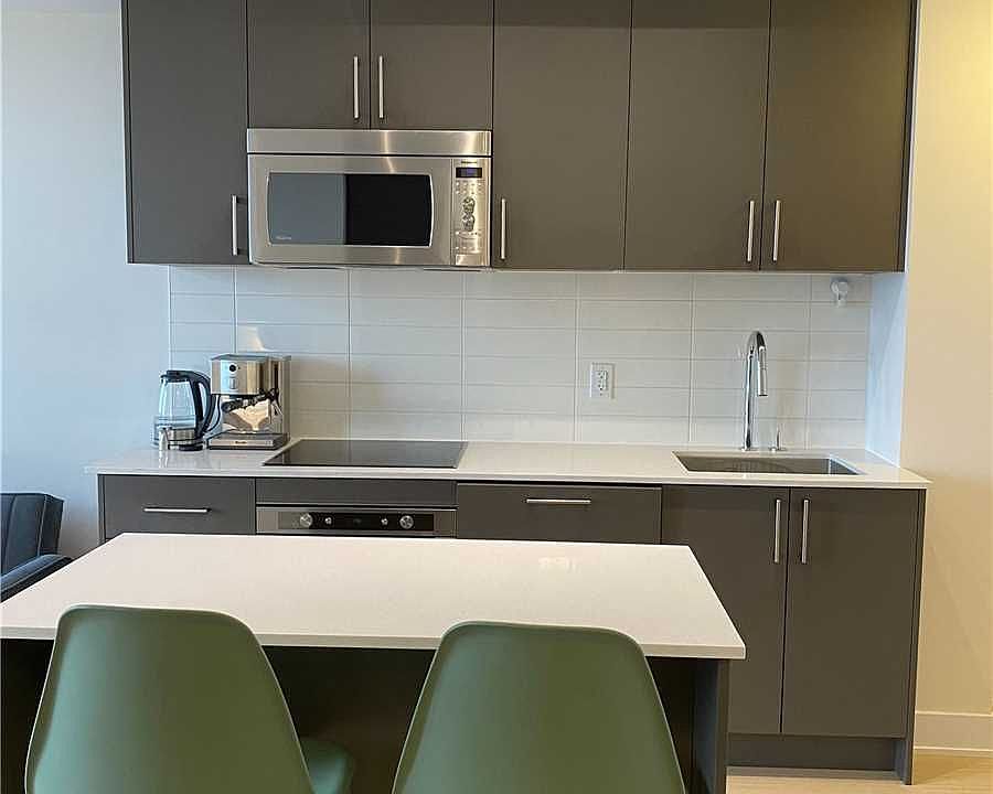 2nd image of 88 Cumberland St #2305