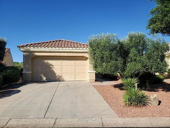 22414 N San Ramon Ct — Photo 2