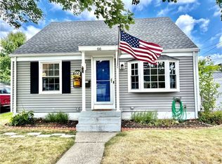 66 Dawson St, Pawtucket, RI 02861