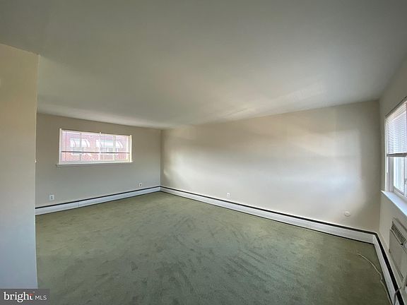 5th image of 6408 Everett Ave