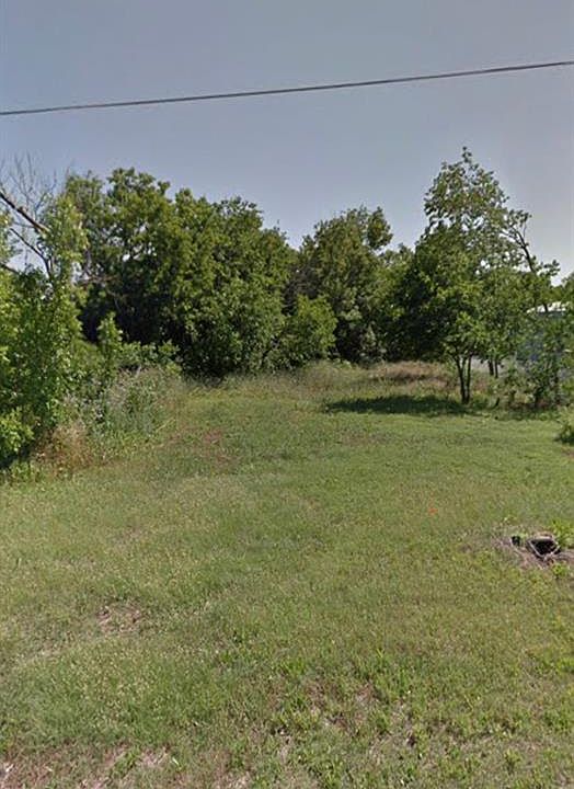 1st image of 406 E Oak St Lot 9E40