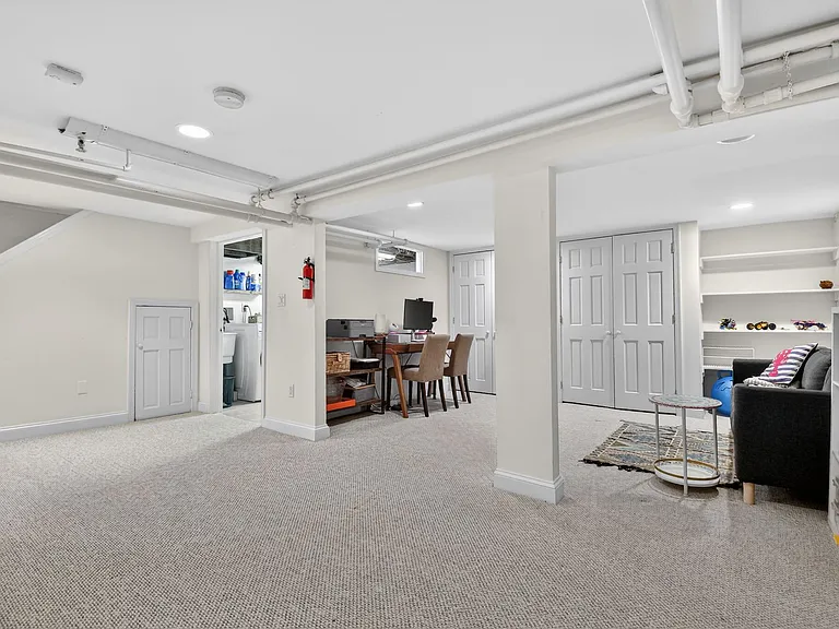 3005 McKinley St NW — Photo 28