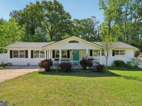 2344 Chestnut Log Pl, Lithia Springs, GA 30122