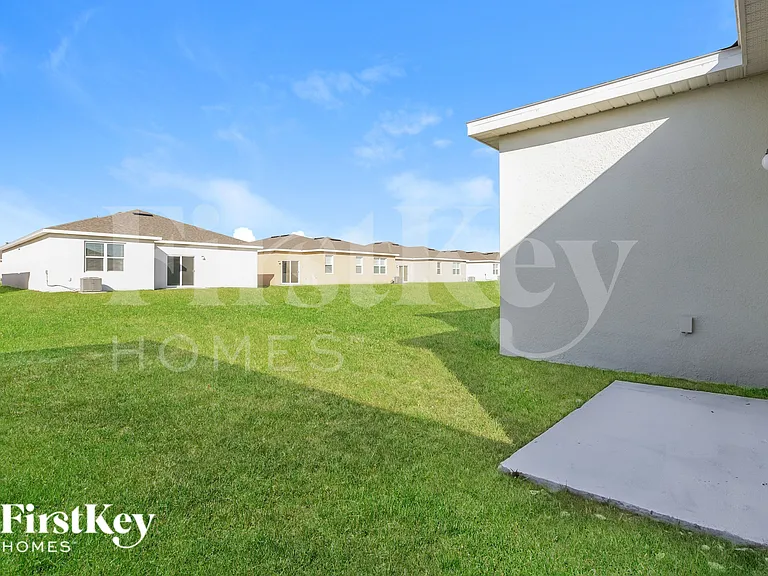 414 Reina Way — Photo 15