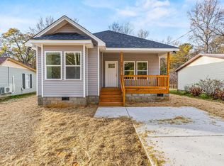 27 Magnolia St, York, SC 29745