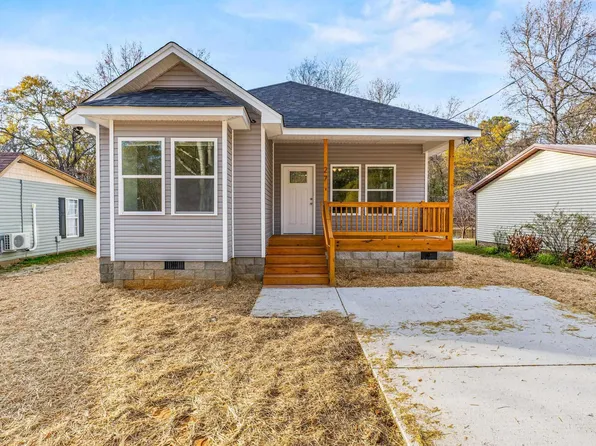 27 Magnolia St, York, SC 29745