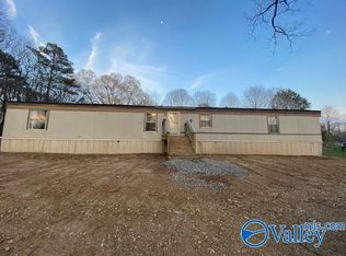 213 Hurricane Creek Rd, Gurley, AL 35748