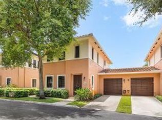 2602 Venetian Dr, Boynton Beach, FL 33426
