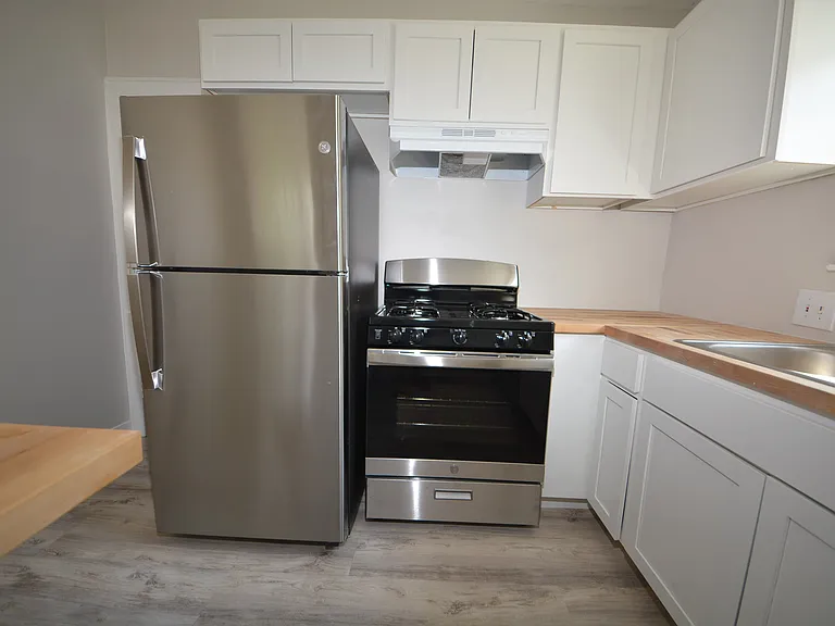 5804 Hawthorne Ave — Photo 8