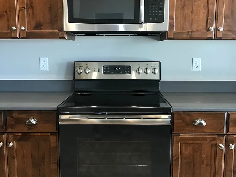 922 E 3950 S — Photo 14