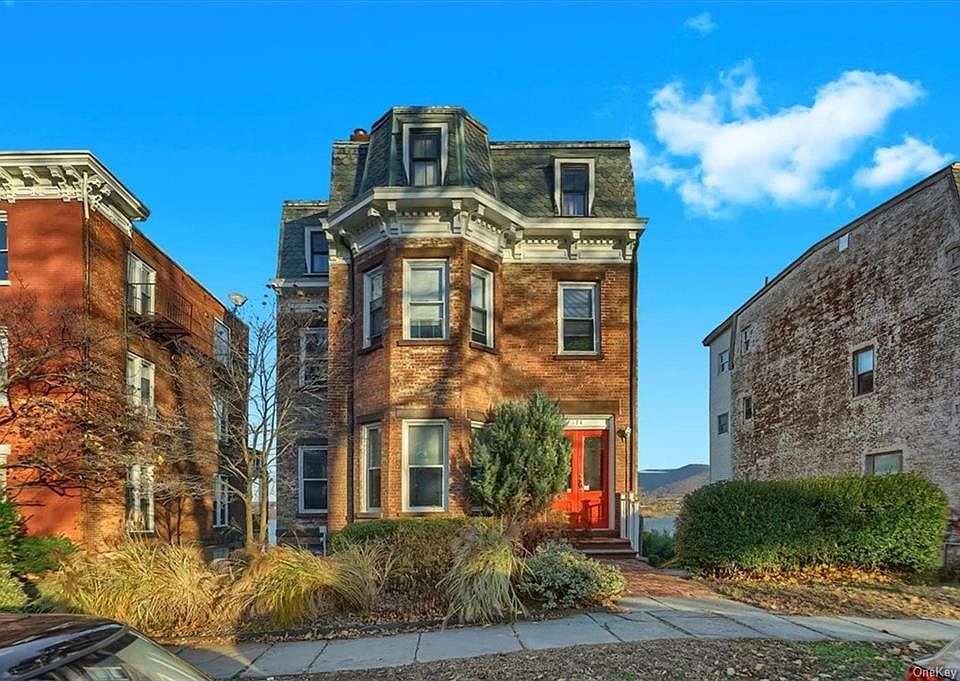 1st image of 174 Montgomery St