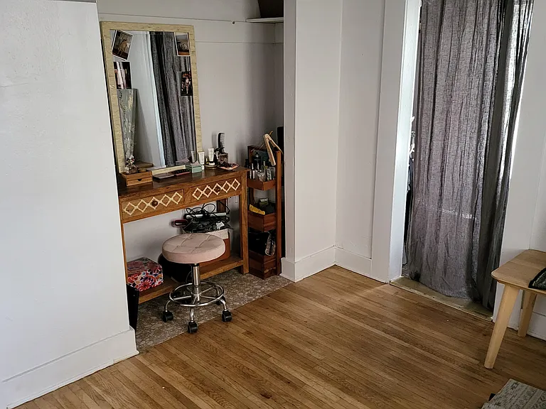 833 Belmont Ave — Photo 8