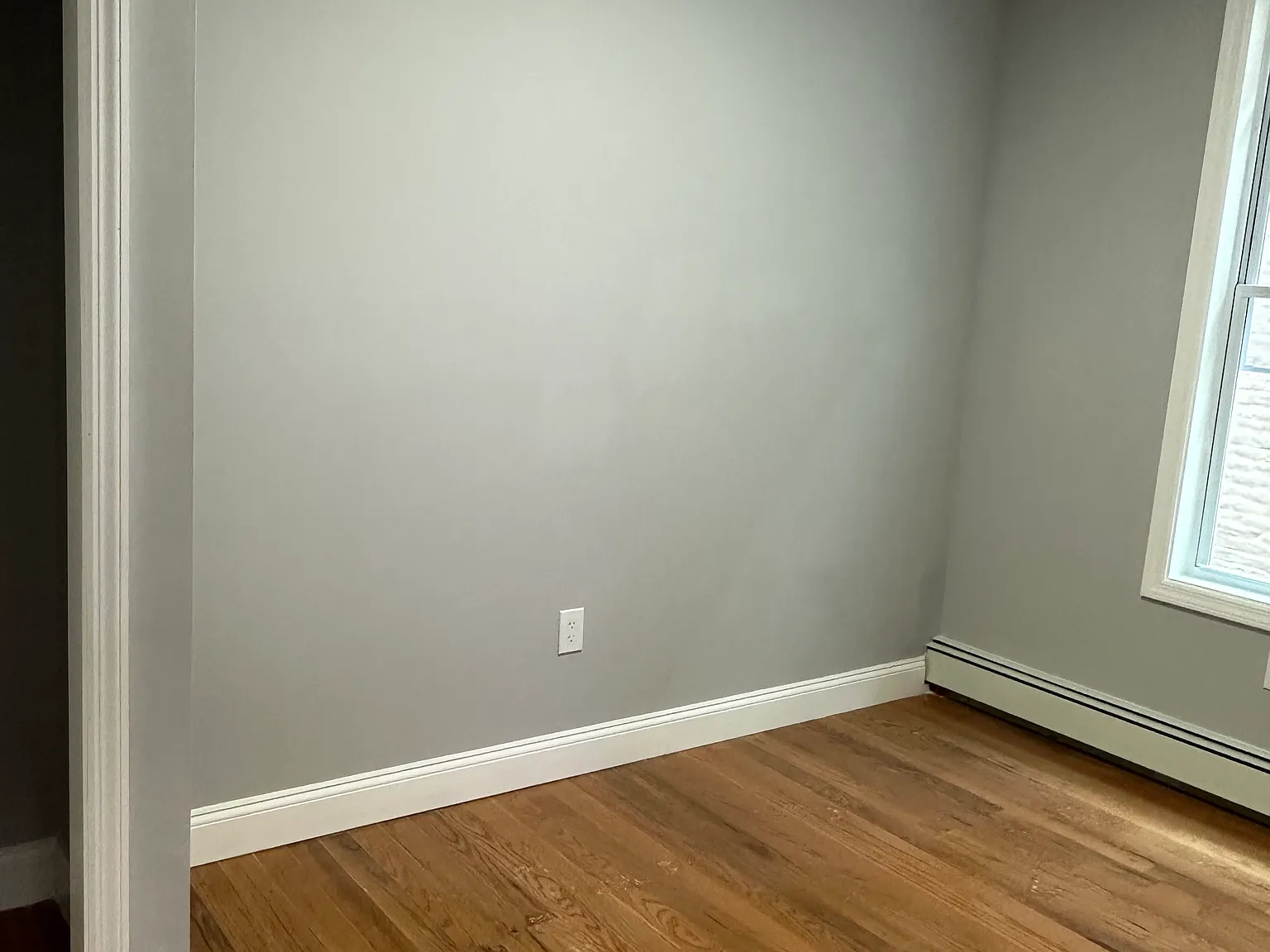 4 bed, $4,011 — Photo 2