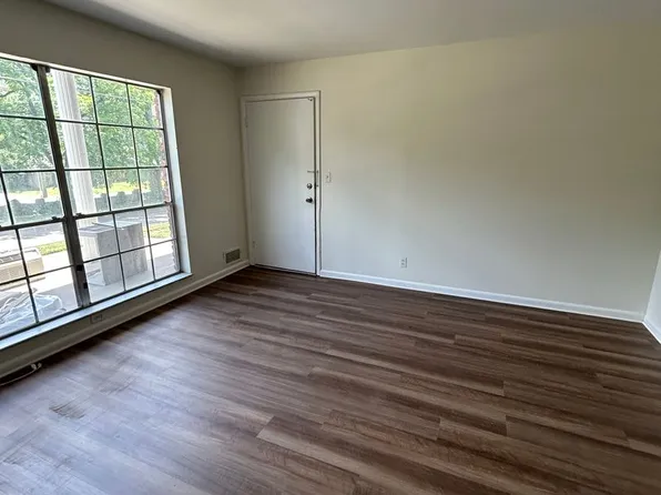 Brownsboro 16 LLC, 2737 Brownsboro Rd #1, Louisville, KY 40206
