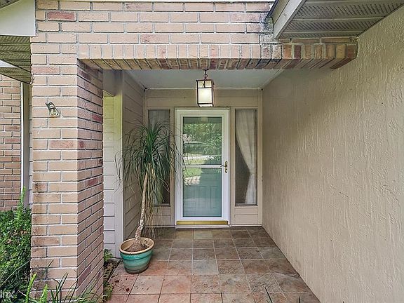 3rd image of 3980 Wood Dr