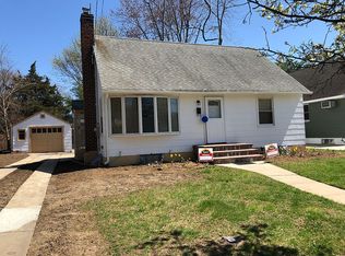 99 Lynton Rd, Albertson, NY 11507