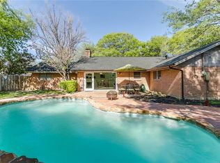 3900 Willow Bend Rd, Benbrook, TX 76116