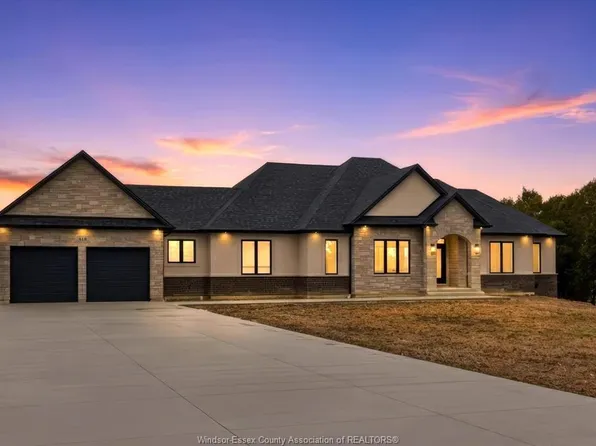 418 County Road 34, Kingsville, ON N0P 2G0