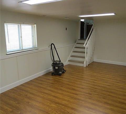 3rd image of 73 Havens Ave