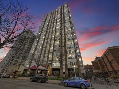 525 W Hawthorne Pl APT 1808, Chicago, IL, 60657