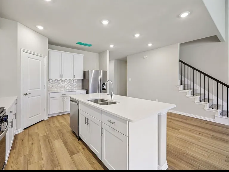 Copperwood Dr — Photo 23