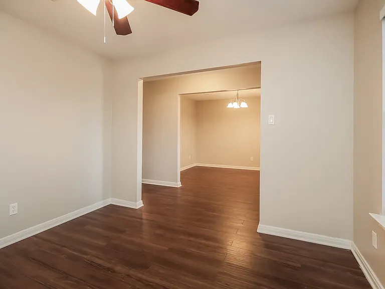 5016 Asia Ln — Photo 9