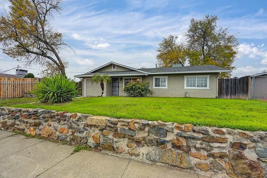 1st image of 3805 A St