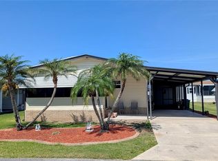 6562 Chinaberry Dr NE, Winter Haven, FL 33881