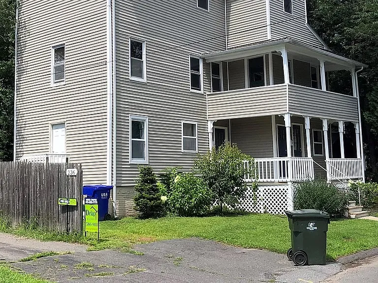 240 State St — Photo 1