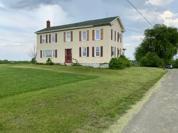 28 Jewel Rock Rd, Keeseville, NY 12944