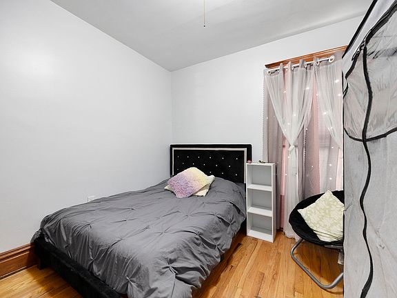 4th image of 3271 Coit Ave NE #2
