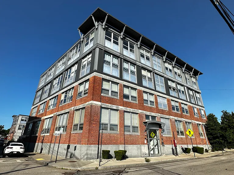 118 Holmes St #4 — Photo 19
