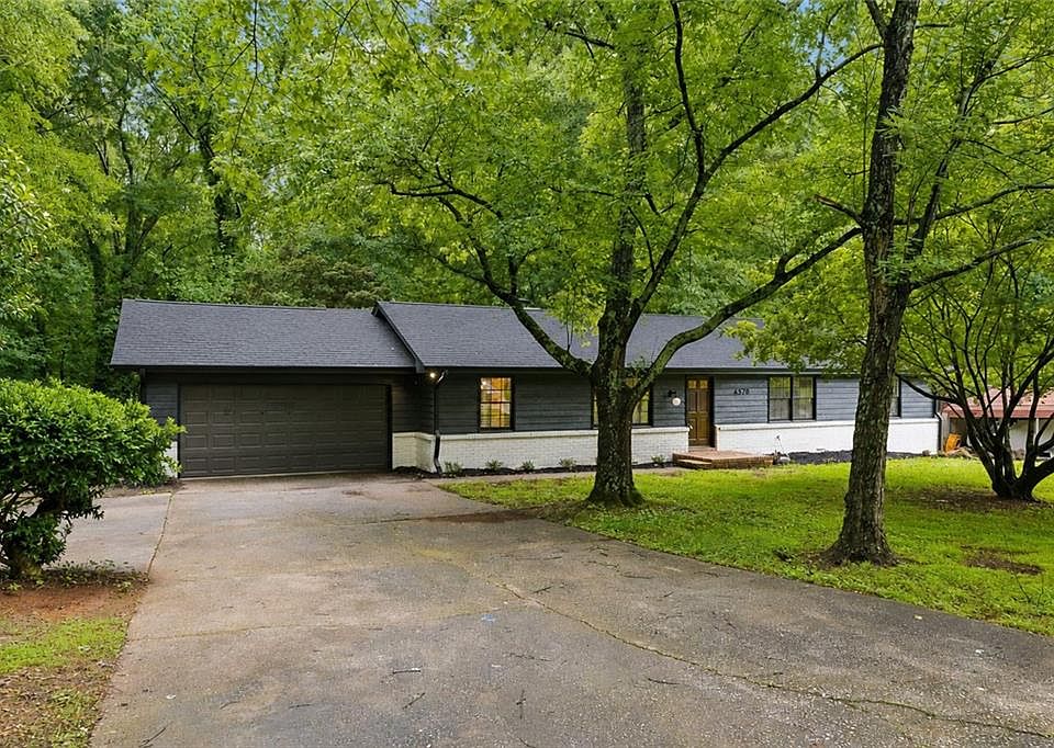 1st image of 4579 Tudor Castle Dr