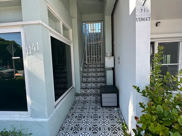 1141 71st St, Miami Beach, FL 33141