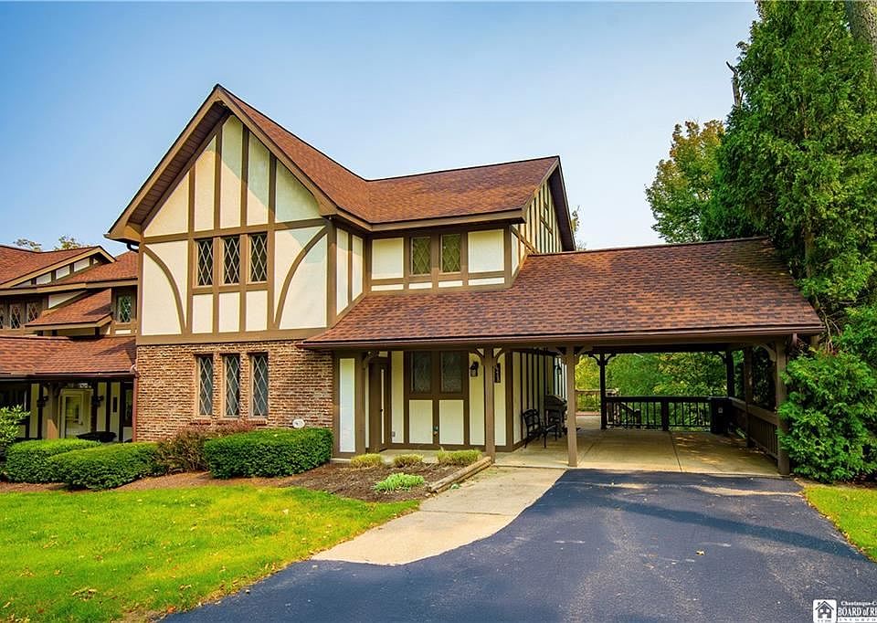 1st image of 8268 Canterbury Dr