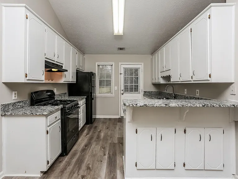 3535 Garden Walk Ln — Photo 8