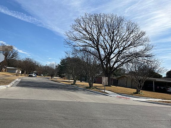 5th image of 3206 Coral Rock Ln