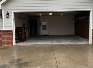 421 N Ellson Ct, Wichita, KS 67206