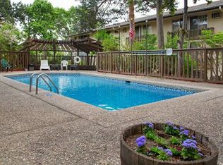 805 S Circle Dr APT 002, Colorado Springs, CO 80910