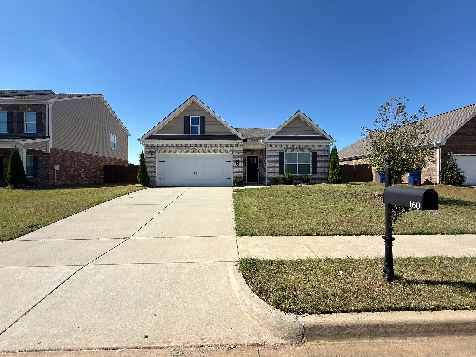 3 bed, 1740 sqft, $1,840 — Photo 1