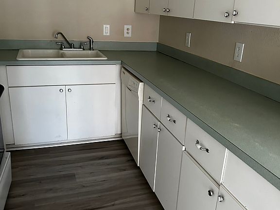 4th image of 1658 SW 108th Ln Unit 2