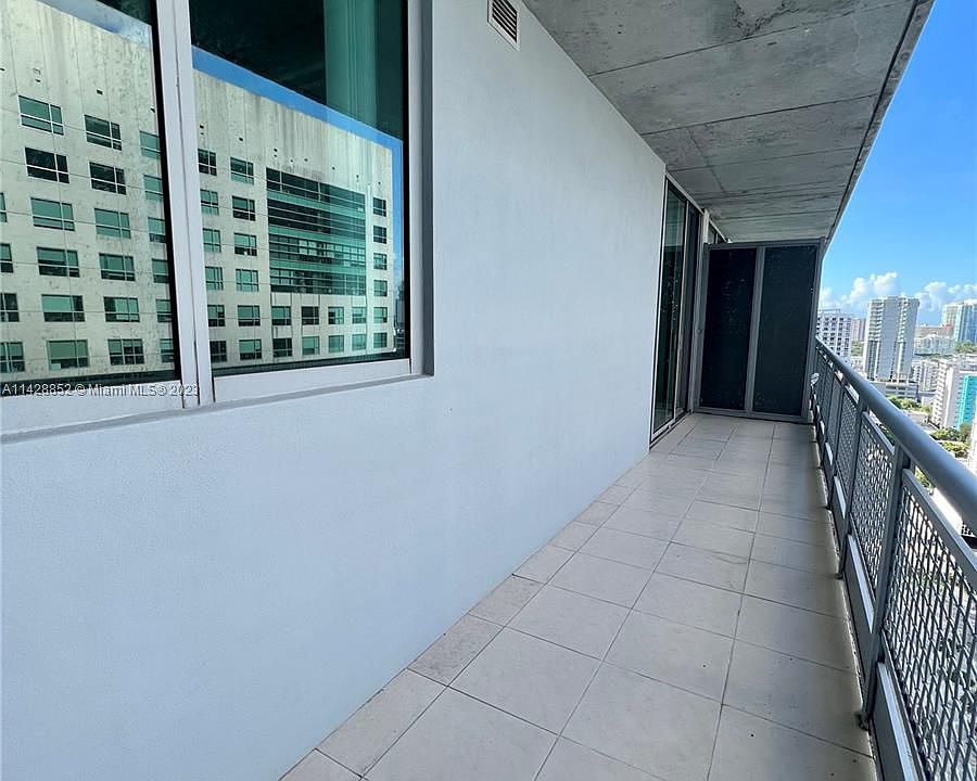 1st image of 690 SW 1st Ct APT 2532