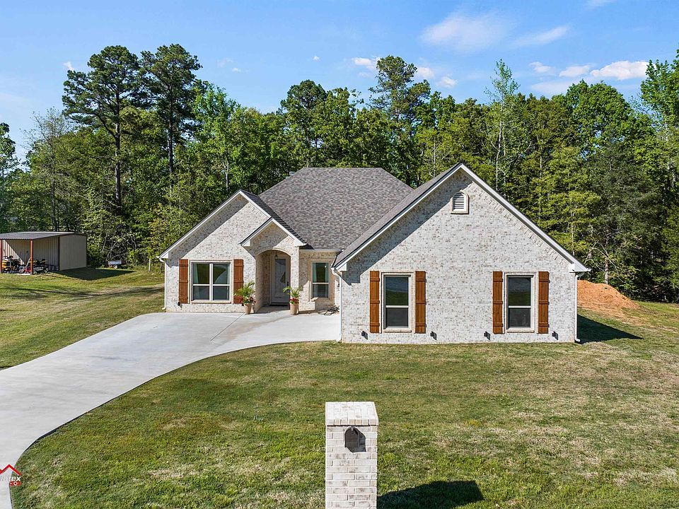 1st image of 153 Little Hickory Dr