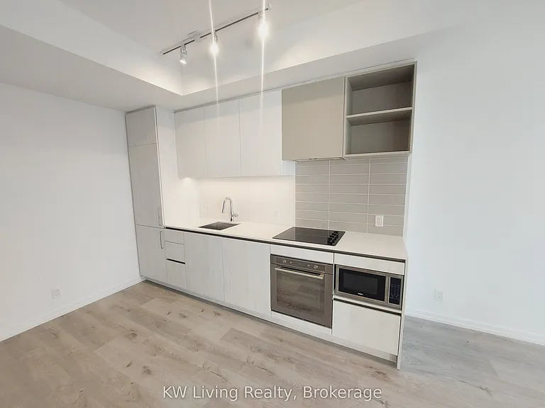 1000 Portage Pkwy #1512 — Photo 3