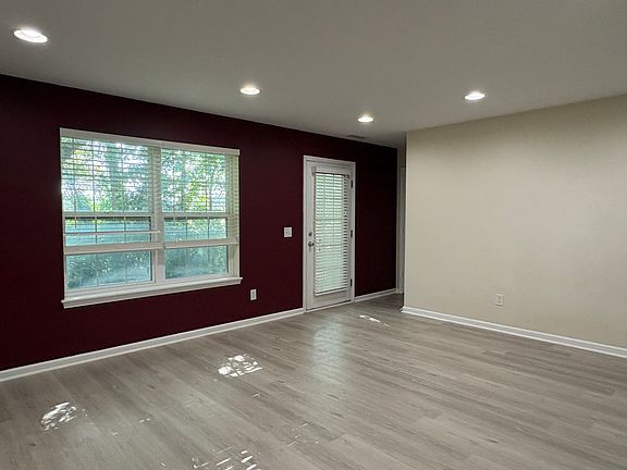 2nd image of 996 Bard Ln