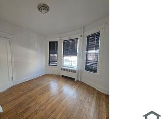 133 Morningside Pl Floor 1, Yonkers, NY 10703