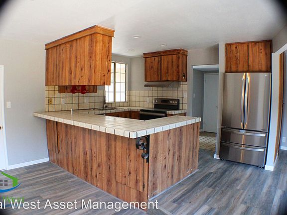 3rd image of 2654 Tilton Ct