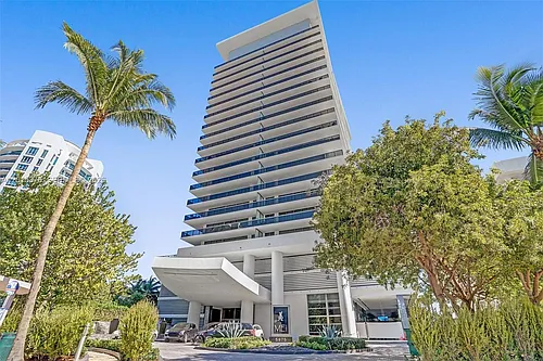 5875 Collins Ave Photo 1